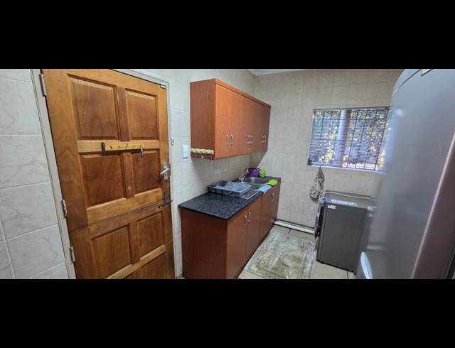 3 BEDROOM HOUSE FOR SALE IN VANDERBIJLPARK SE 2